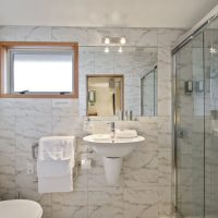 Costa_Kerdemelidis_-_The_Classic_Villa__Christchurch_Room_10_ensuite